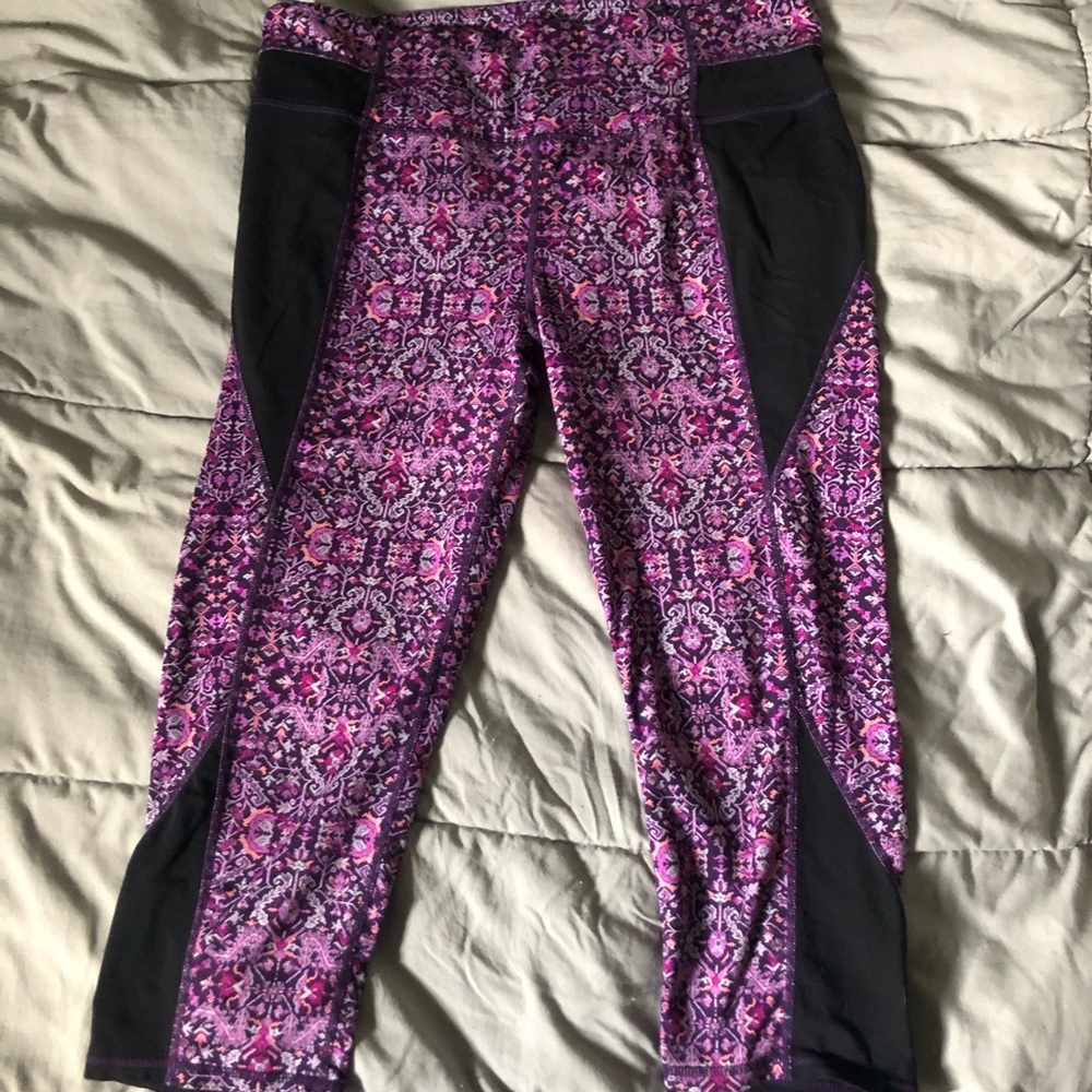 Athleta purple crops